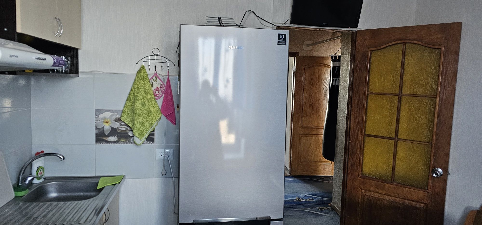 Продам 2-х комнатную квартиру рядом с городом Николаев