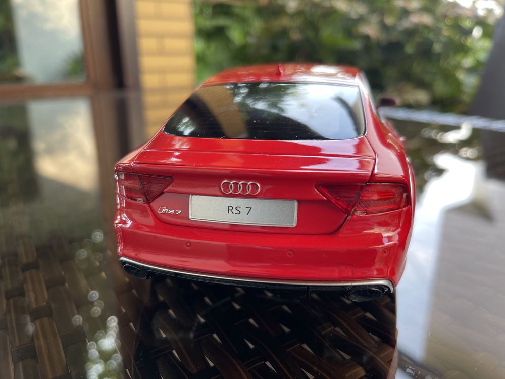 Audi RS7 1:18 NZG Kengfai no AutoArt