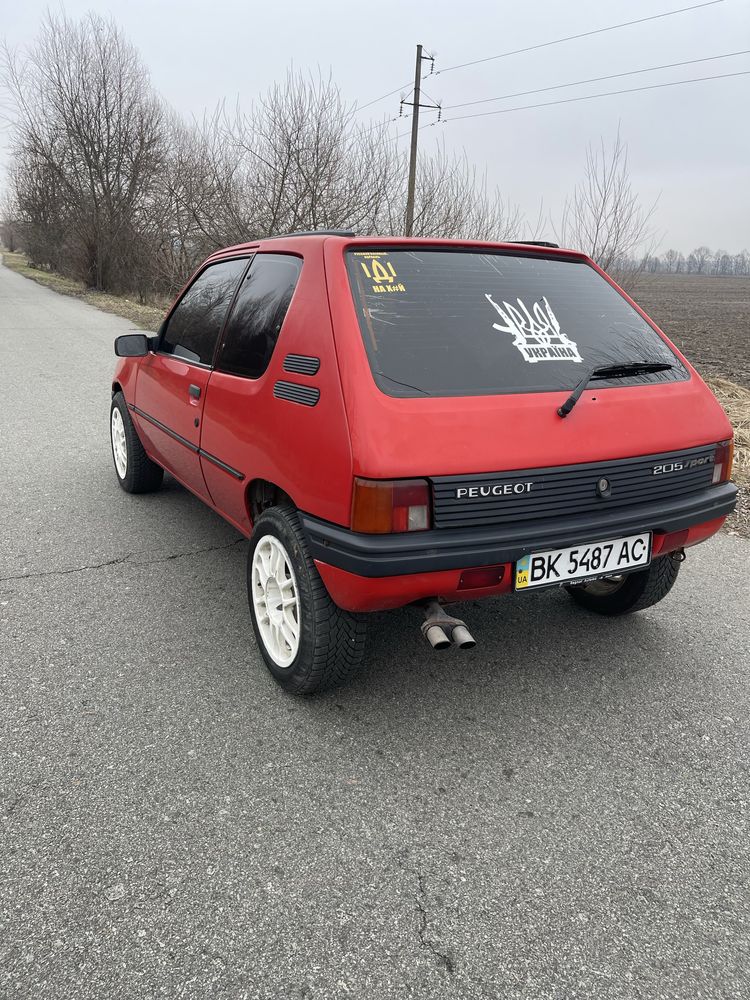 Продам пежо 205 на автоматі