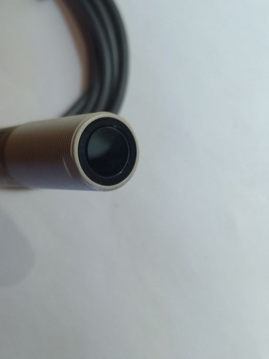 Sensor Omron E3F2-DS10B4-N64738132378882122