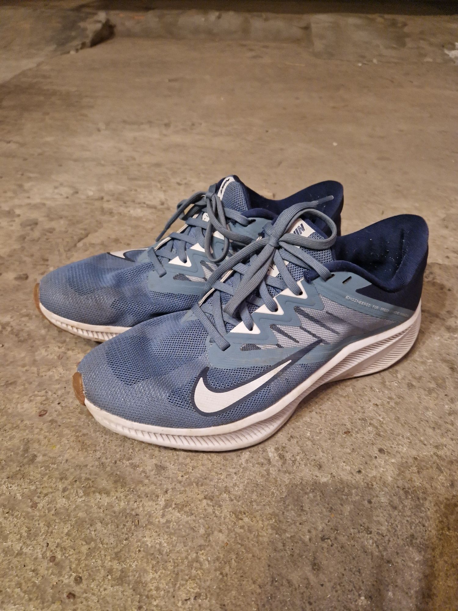 Buty Nike do biegania 42