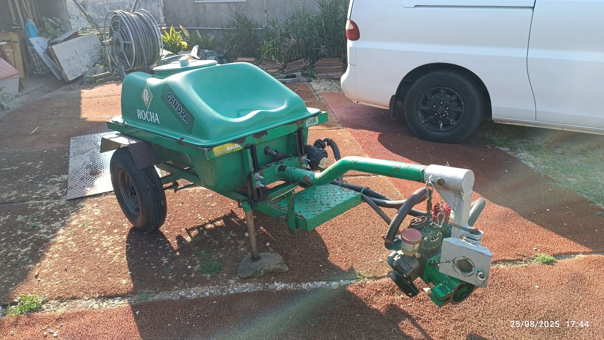 Pulverizador agrícola Rocha 200L