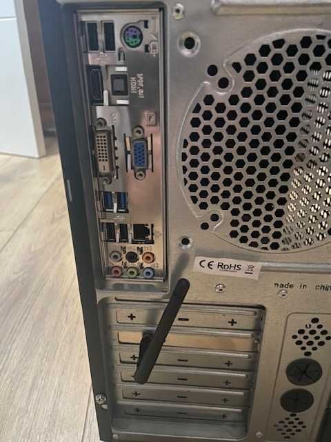 Computador completo torre + lcd