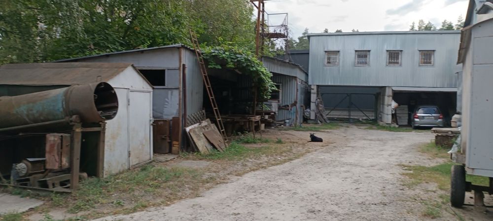 Продається виробнича база