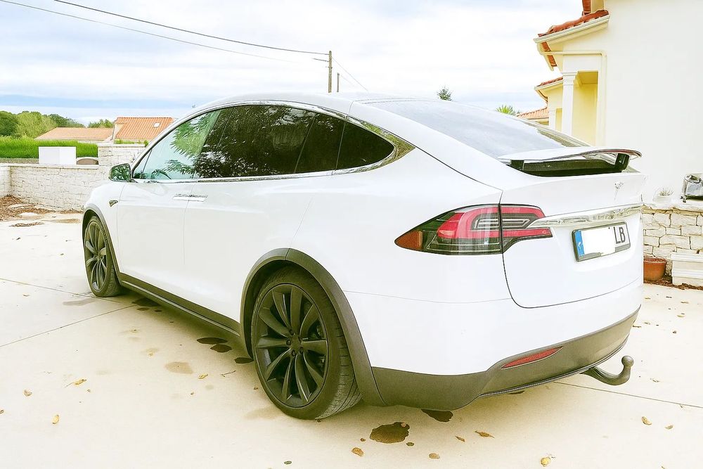 Tesla Model X 100 kWh Long Range AWD