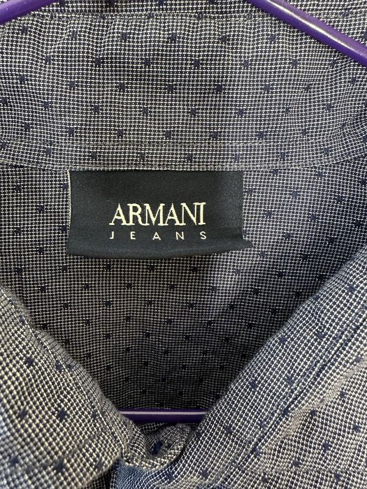 Оригінальна сорочка відомого бренду