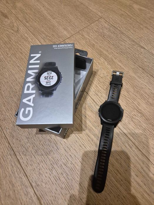 Garmin forerunner 935 zegarek