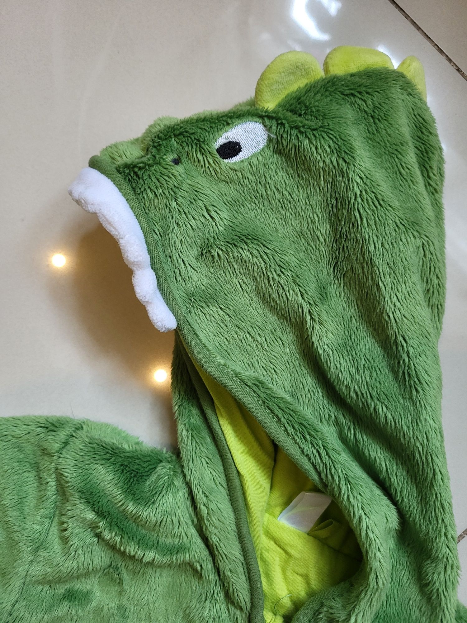 Bluza dinozaur r.86 jak nowa