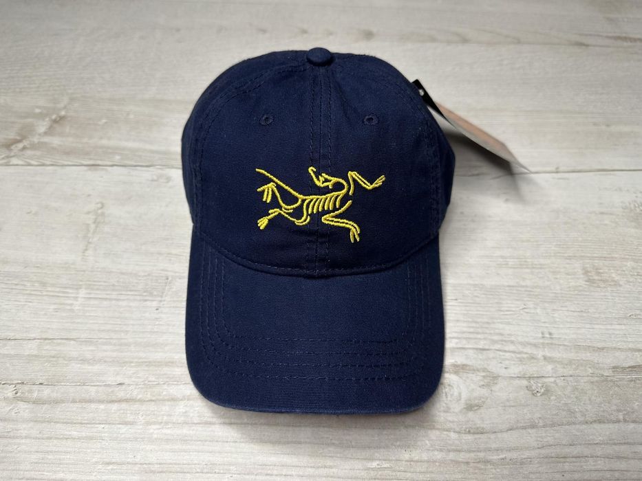 Кепка чоловіча Arcteryx