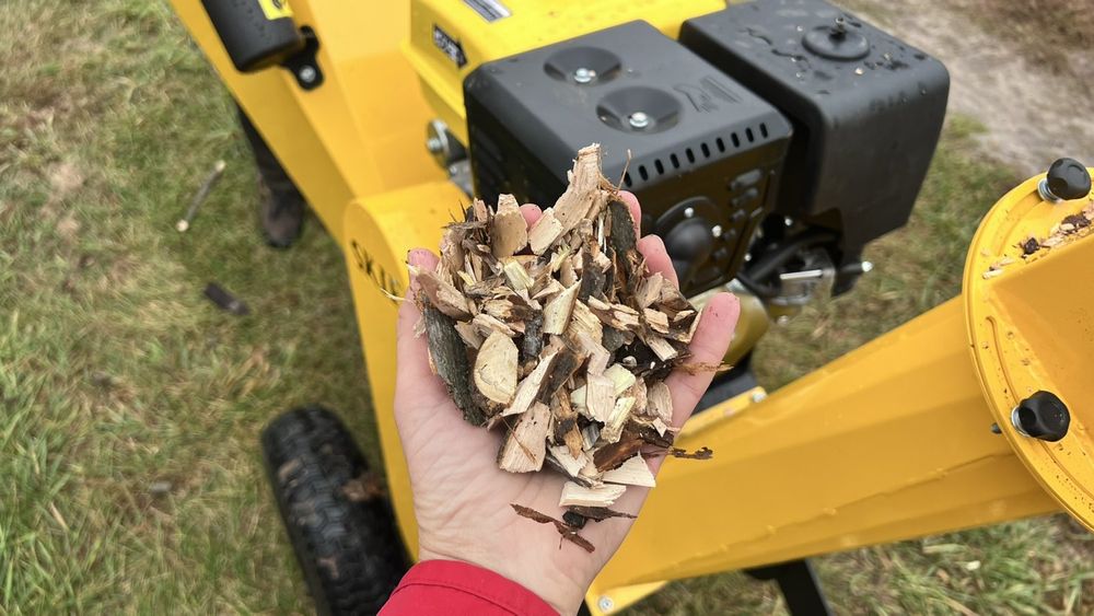 Щепоріз. Послуги подрібнення гілок
