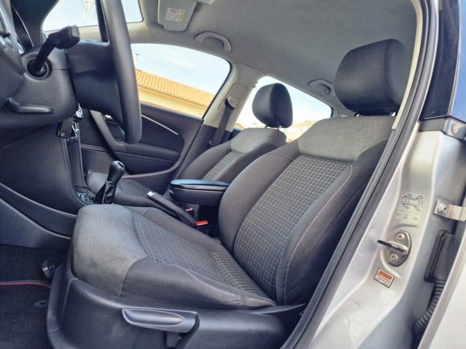 VOLKSWAGEN POLO 1.4TDi 90Cv