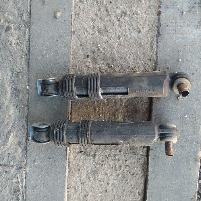 Продам запчастини до пральної машини Indizit