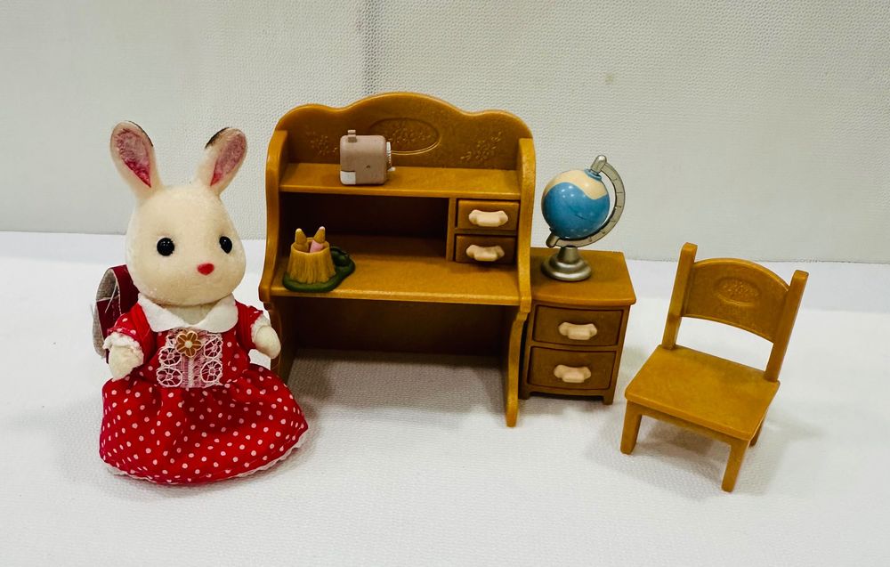 Sylvanian Families-Домик; Детс.комн;Мамакошка;Купание;Школ.;Туал;Разн.
