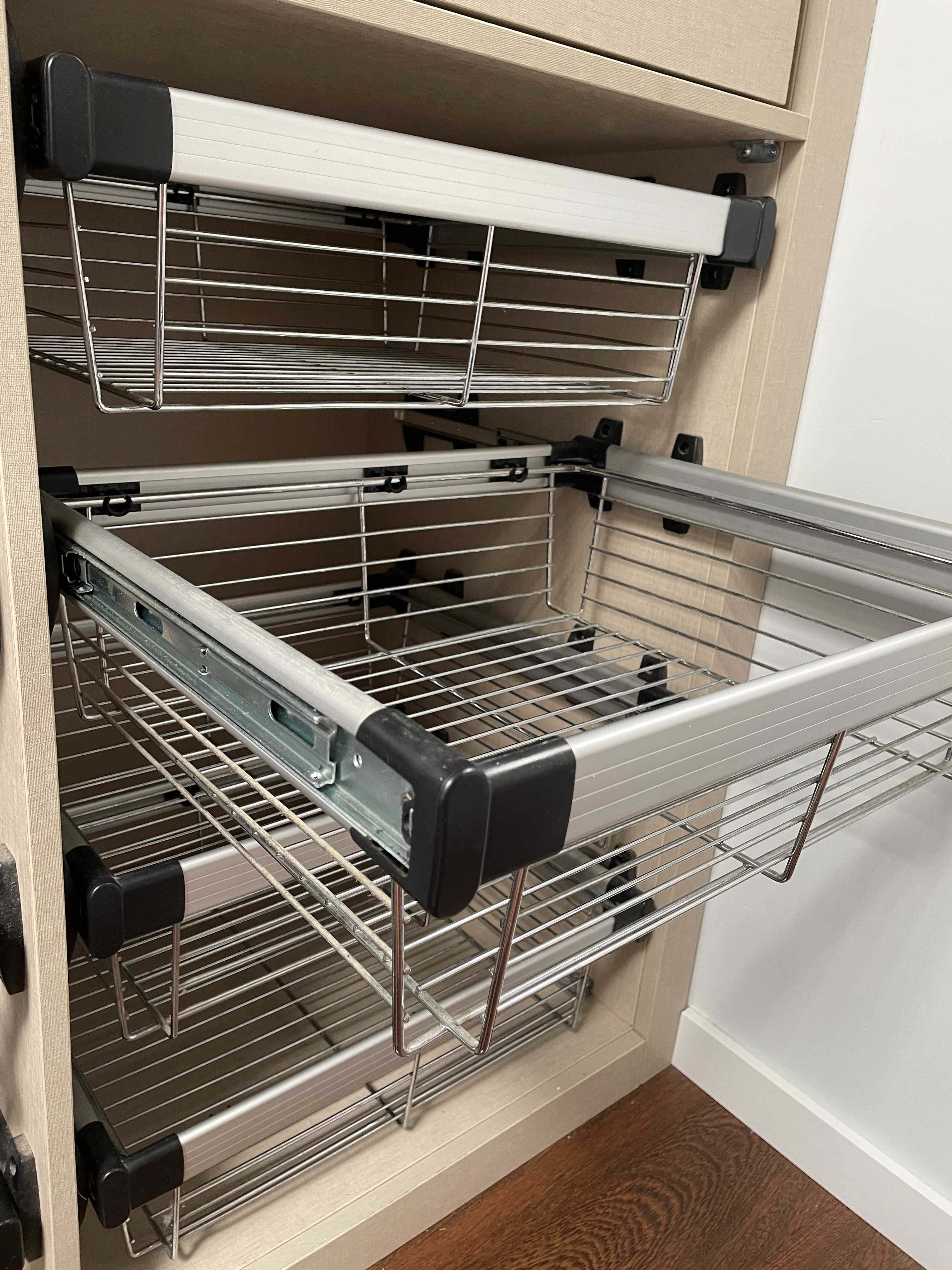 Vendo Mecanismos de Gaveta Prateleiras Deslizantes para Roupeiro, Novo