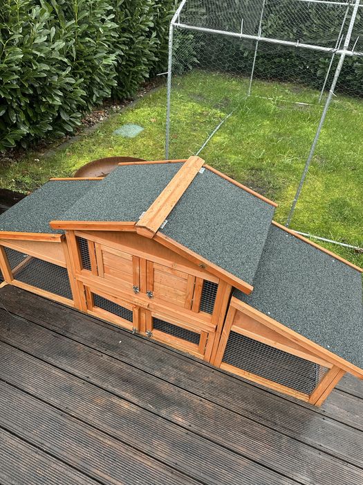 Drewniany kurnik / domek dla kur lub królików z wybiegem