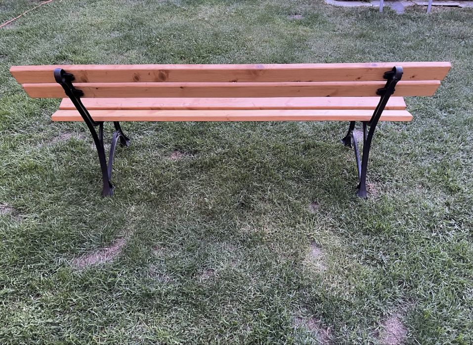 Ławka ogrodowa królewska