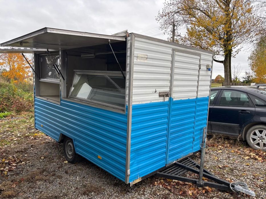 Przyczepa gastronomiczna handlowa MROŻNIA  MIĘSO kebab grill kuchnia  Przyczepa gastronomiczna handlowa MROŻNIA DO MIĘSA COMBI-POL