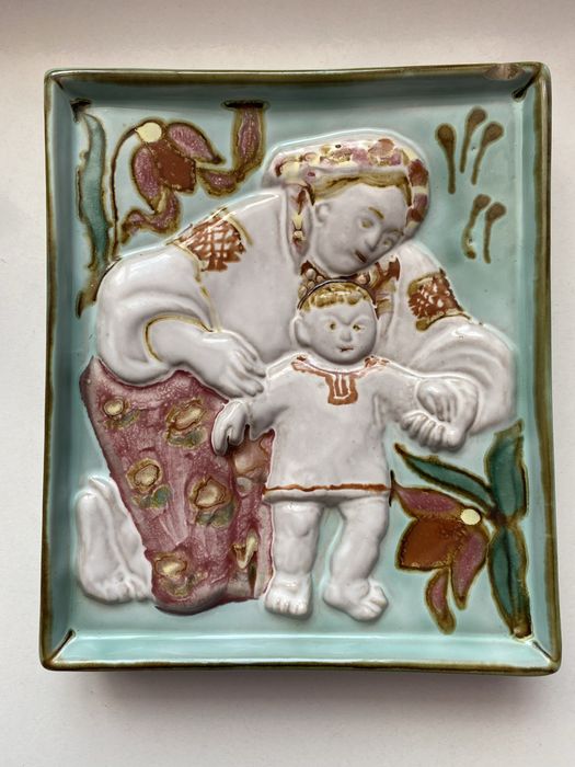 Картина кераміка «мати з дитиною»