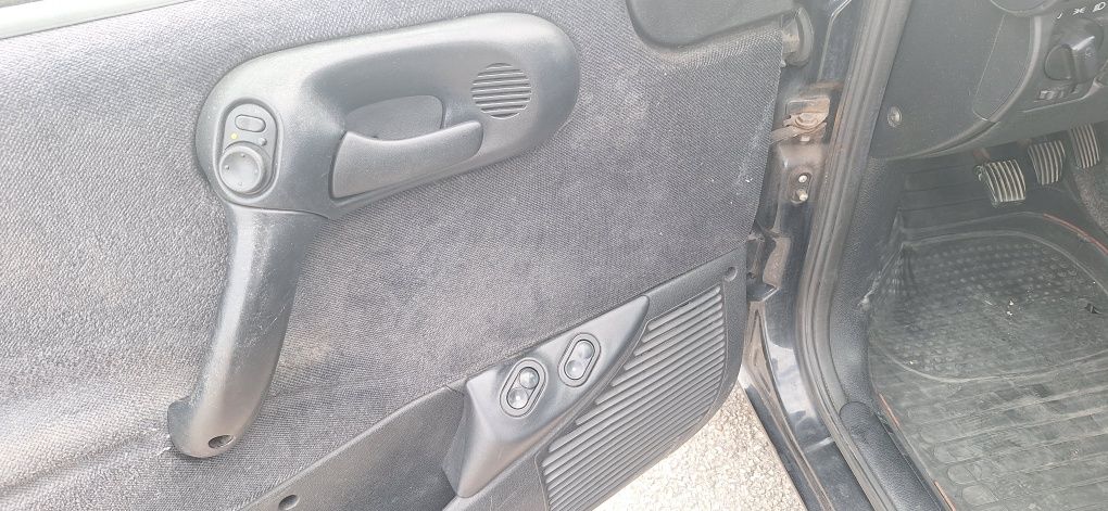 Corsa B 1.5 TD sport