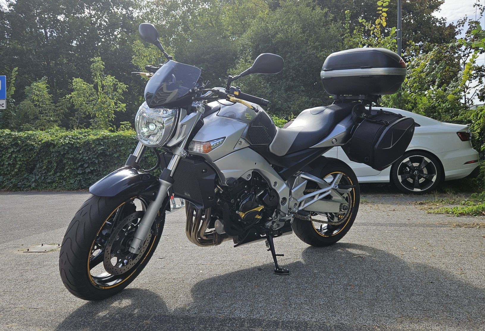 Suzuki GSR 600, rok 2006