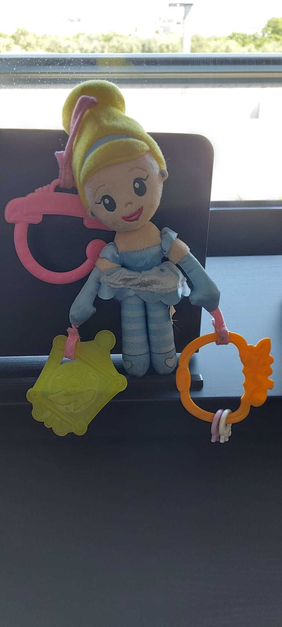 Girafa e Princesa Cinderela Chicco