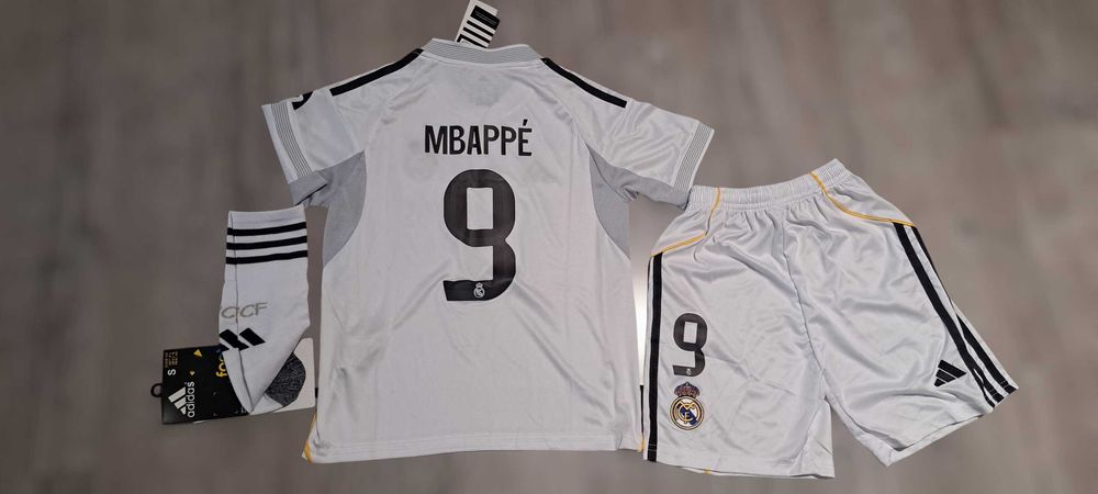 Mbappe Real Madryt Zestaw Dziecięcy Sezon 25/26 Rozmiar 145-155cm