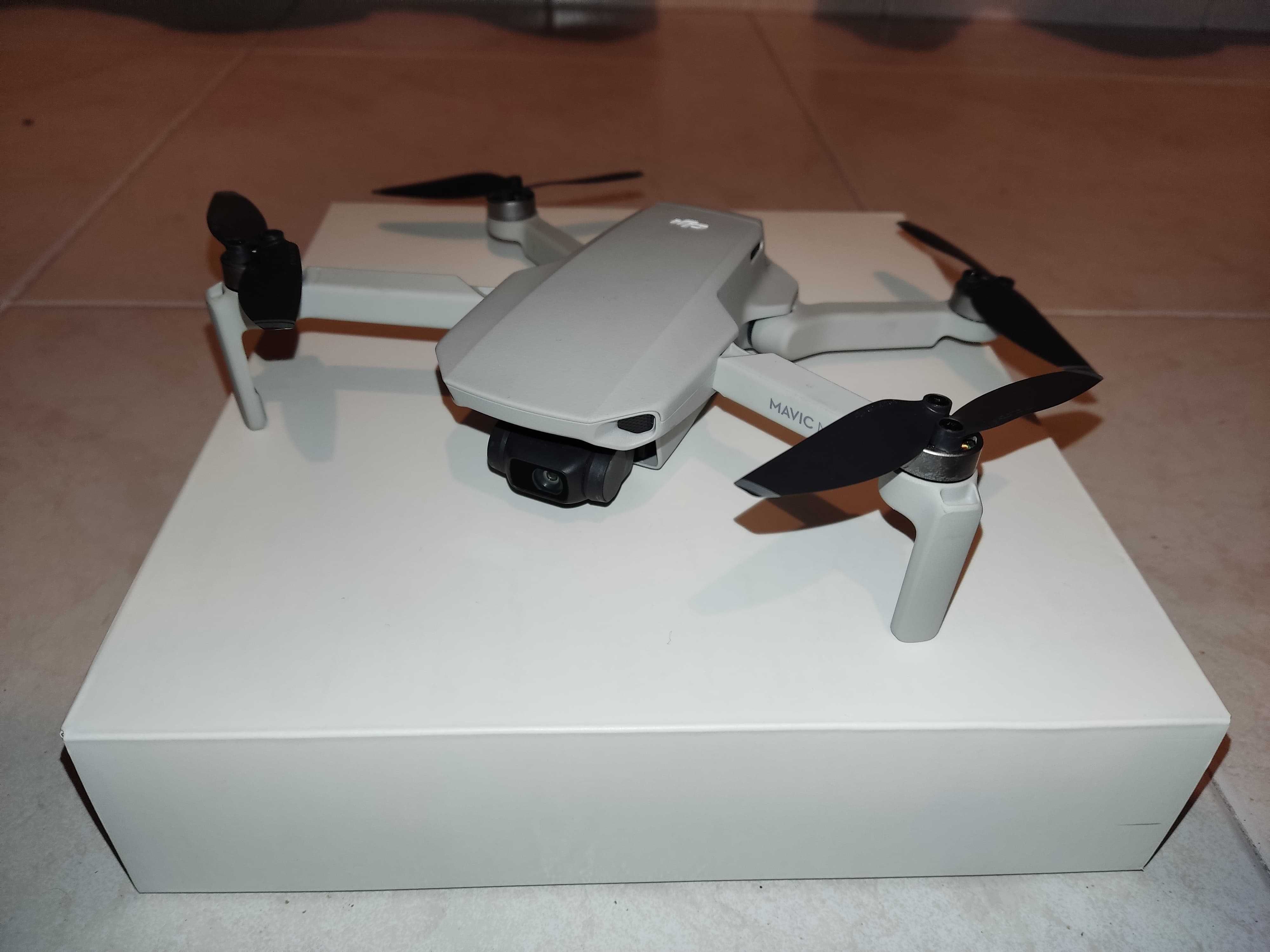 DJI Mavic Mini Fly More Combo