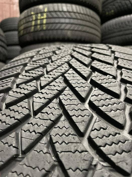 2023р 235/55 R19 Bridgestone Blizzak LM005 (Автошини із Німеччини БУ)