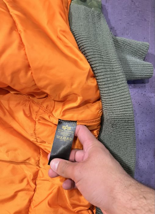 Бомбер alpha industries