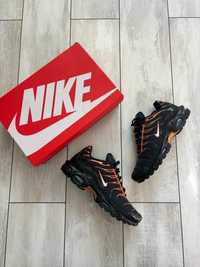 Кросівки Nike Air Max +