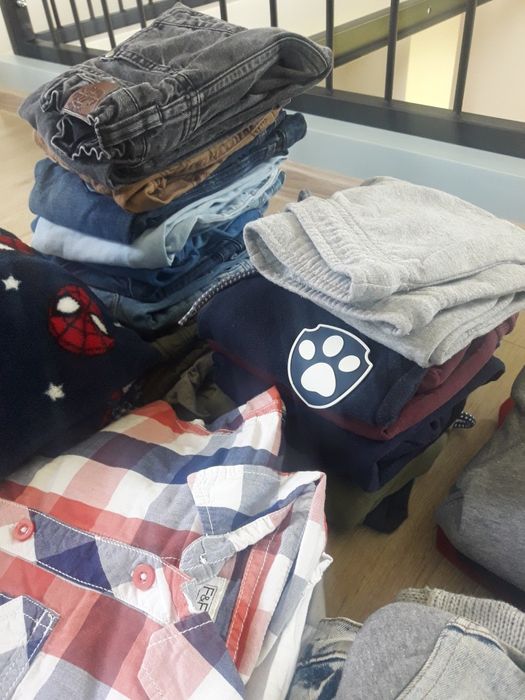 Paka ubranek 98/104 dla chłopca