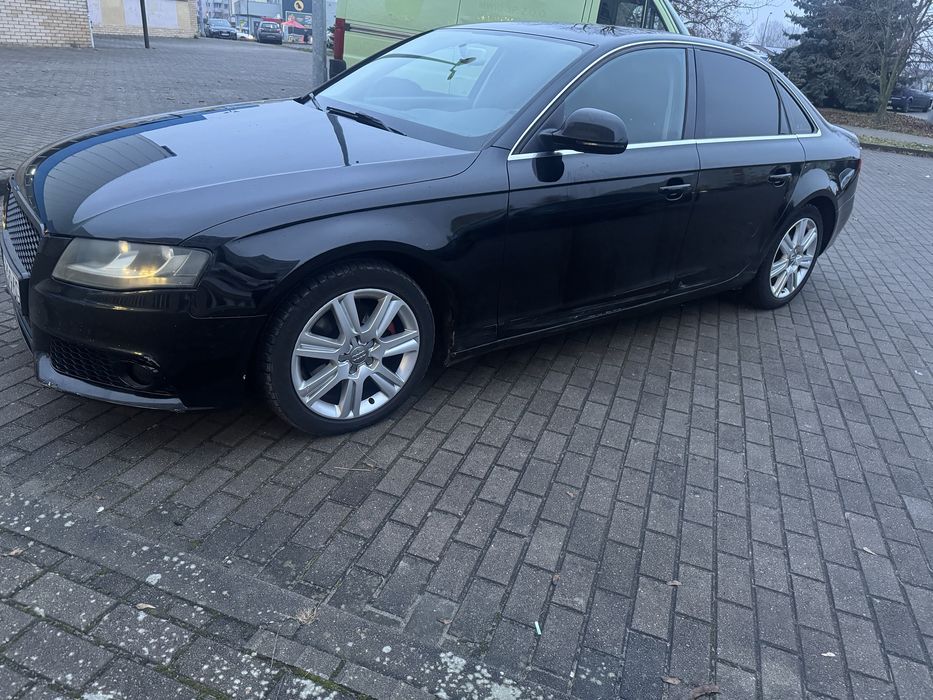 Sprzedam Audi A4B8 2.0 TDI 143km