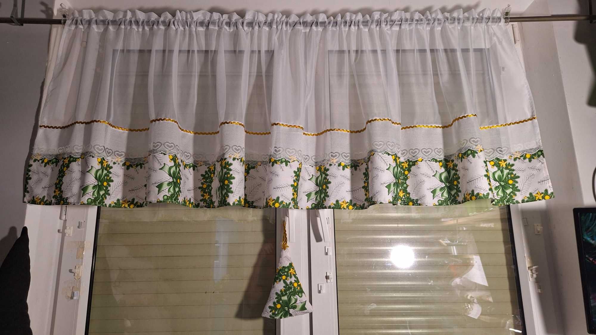 dekoracje firanka lambrekin świateczny 260/60 cm +choinka
