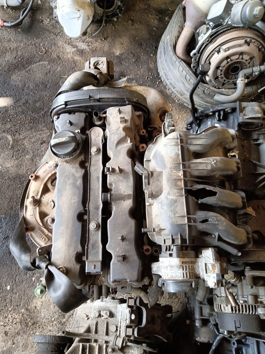 Motor Citroen C4 gasolina 1.4