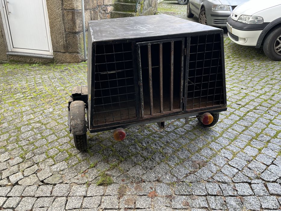 Reboque p/ transporte de cães