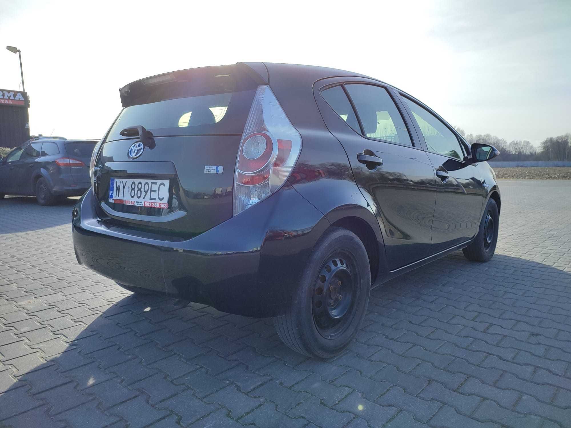 Toyota Prius (Yaris) 2014r. Hybryda LPG