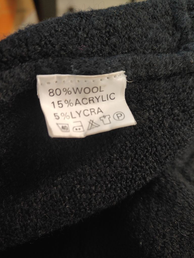 Ciepły zimowy sweterek damski sweter na guziki M/L 80% wełna wool