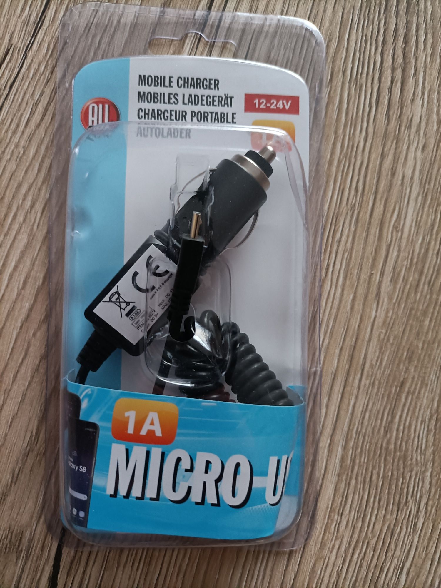 Ładowarka samochodowa