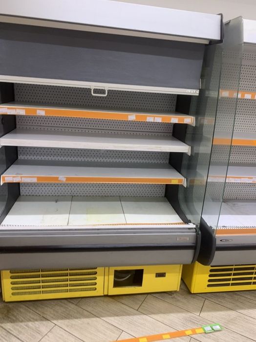 Лінія холодильних регалів Рос Modena