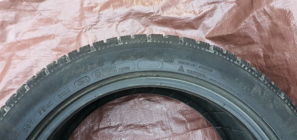 2 opony zimowe Michelin Alpina pilot R17