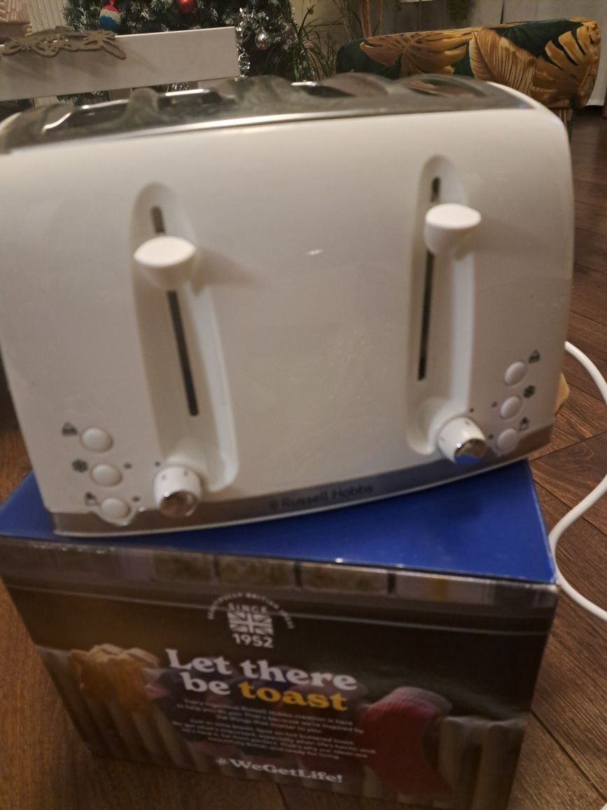 Toster Russell Hobbs