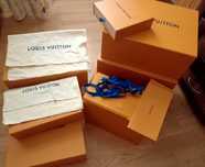 Оригінальні коробочки louis vuitton