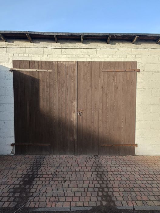 Drzwi Garażowe Dwuskrzydłowe Wrota Drewniane