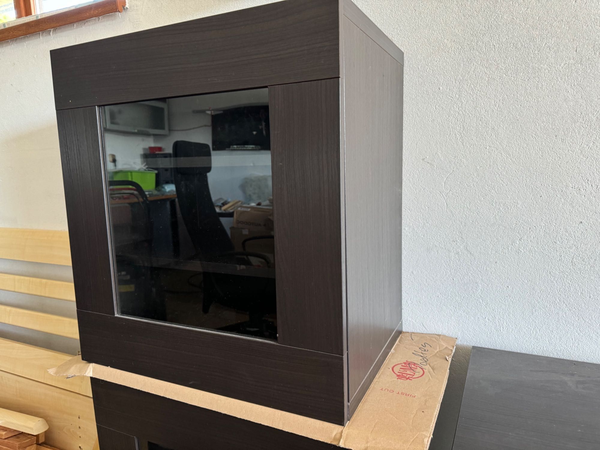 Ikea szafka Besta - 3 szafki wiszące przeszklone