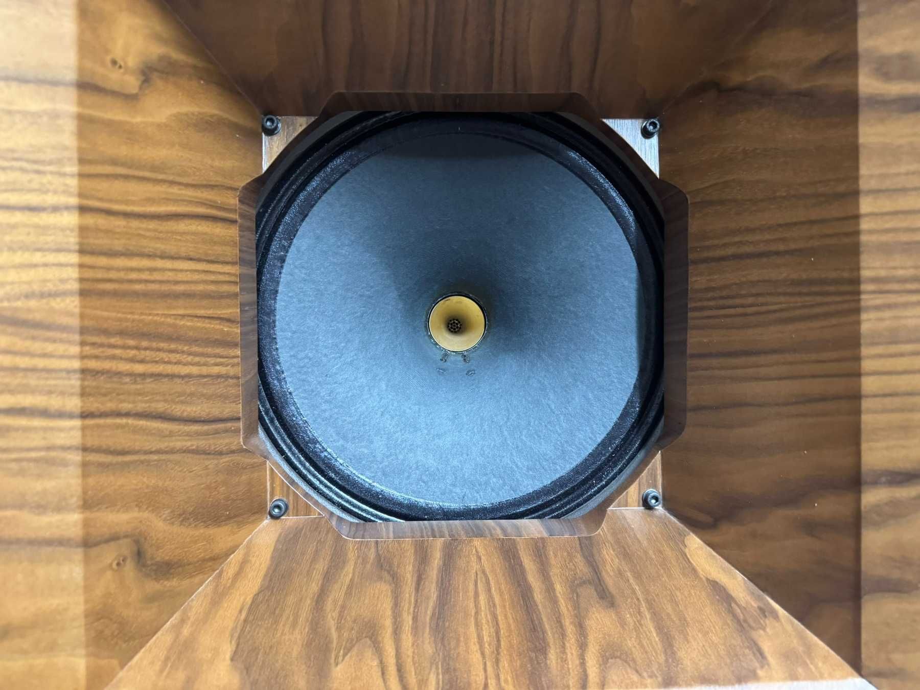 Акустичні системи TANNOY AUTOGRAPH