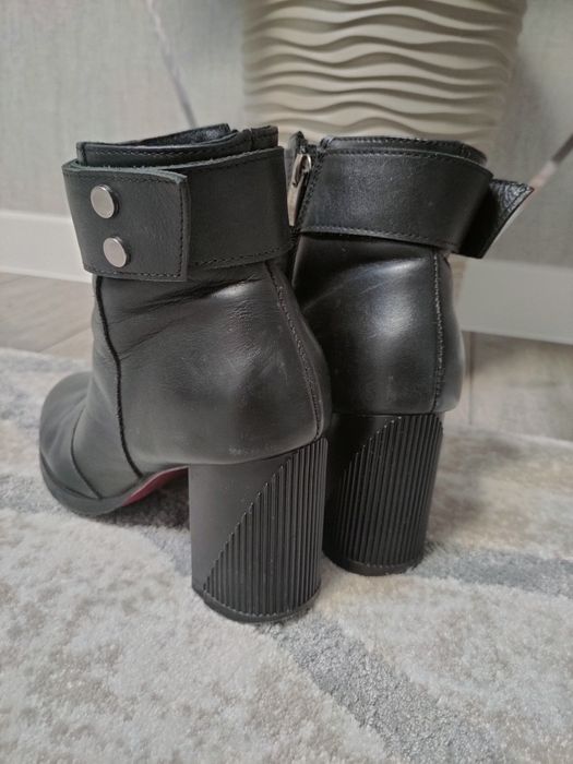 Сапоги,  ботінки,  черевики  37 розмір