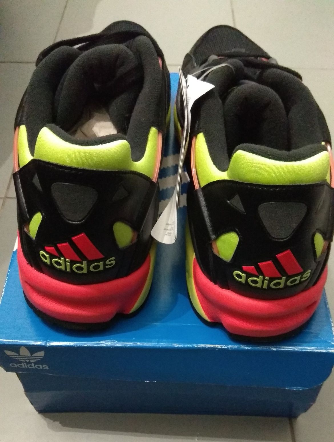 Tenis Adidas Lxcon 94 N°46