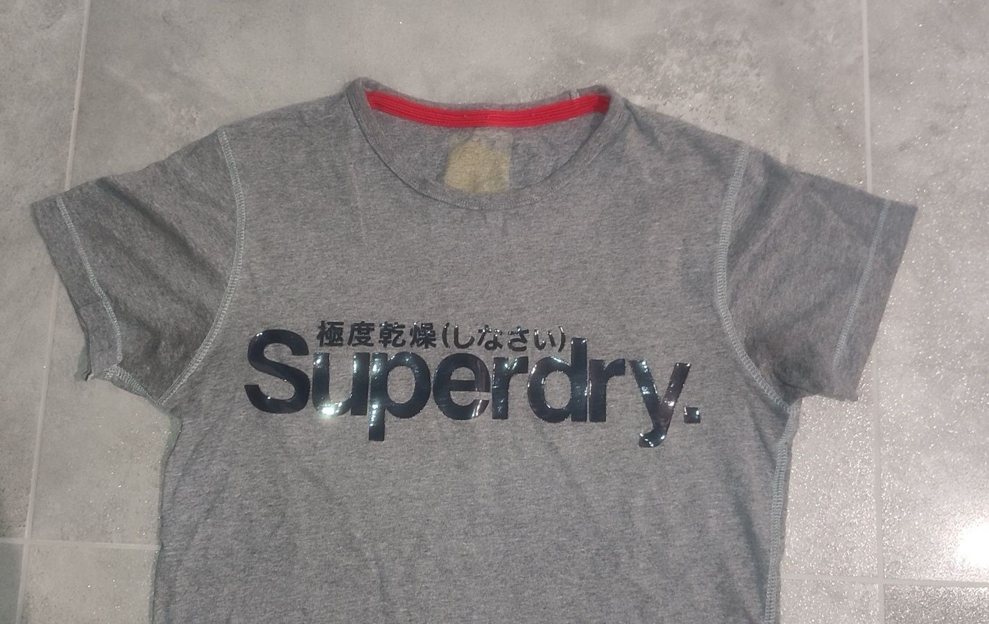 T-shirt Superdry r. XS / S