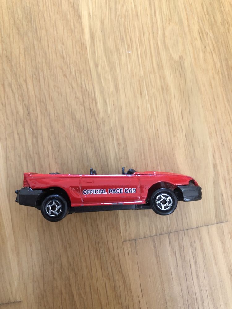 Ford mustang gt Majorette машинка металева моделька авто іграшкова жел