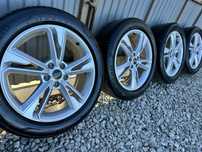 Oryginalne felgi Audi Q3 19” S Line Opony Lato 235/50/19 83A601025M
